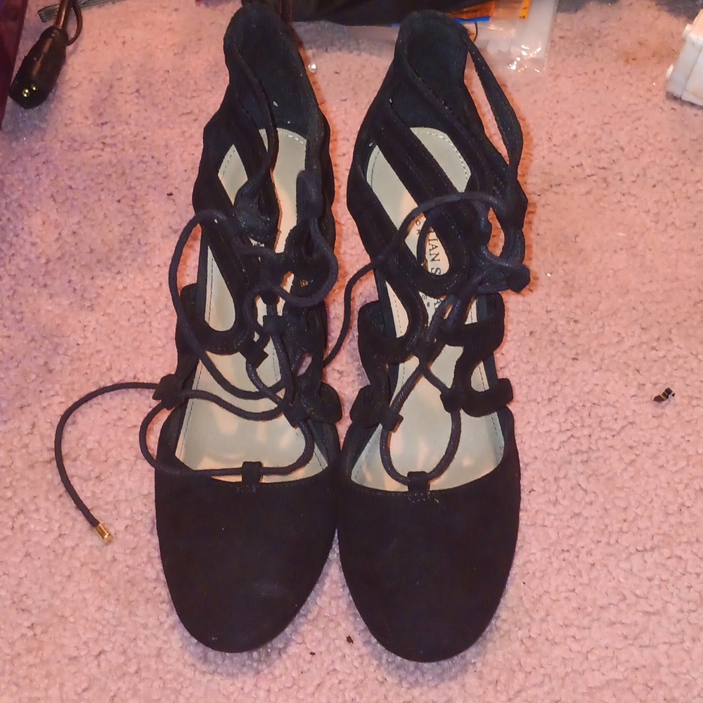 Christian Soriano heels size 7 1/5 black